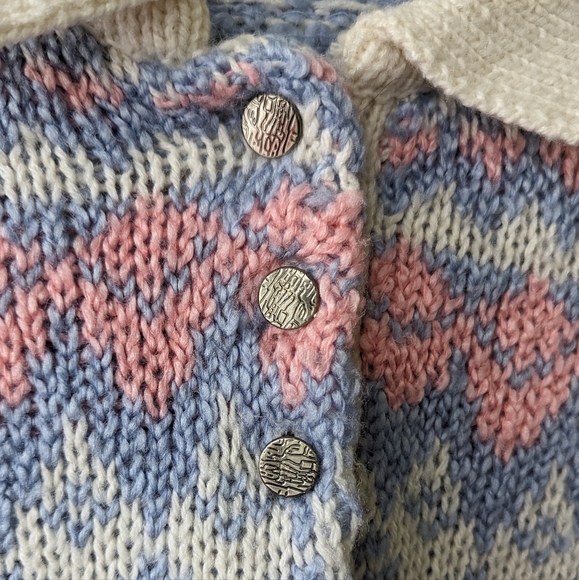 Sweet Vintage Sweater - Picture 4 of 5
